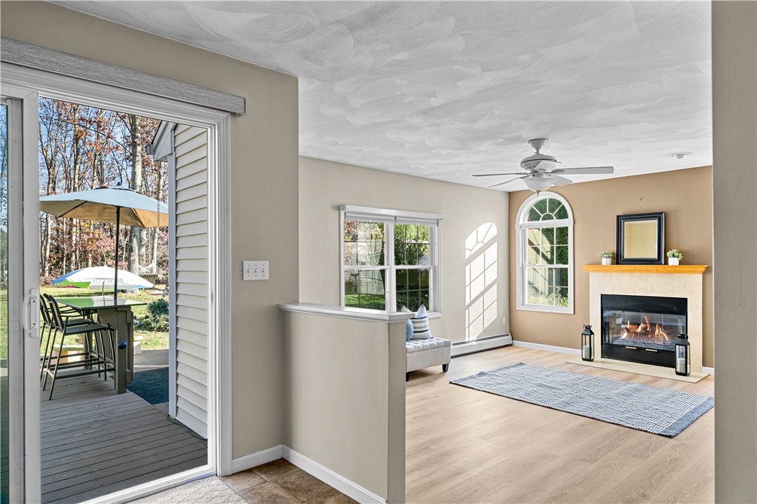 43 Ginger Trail Coventry, RI 02816 - Photo 9 of 44