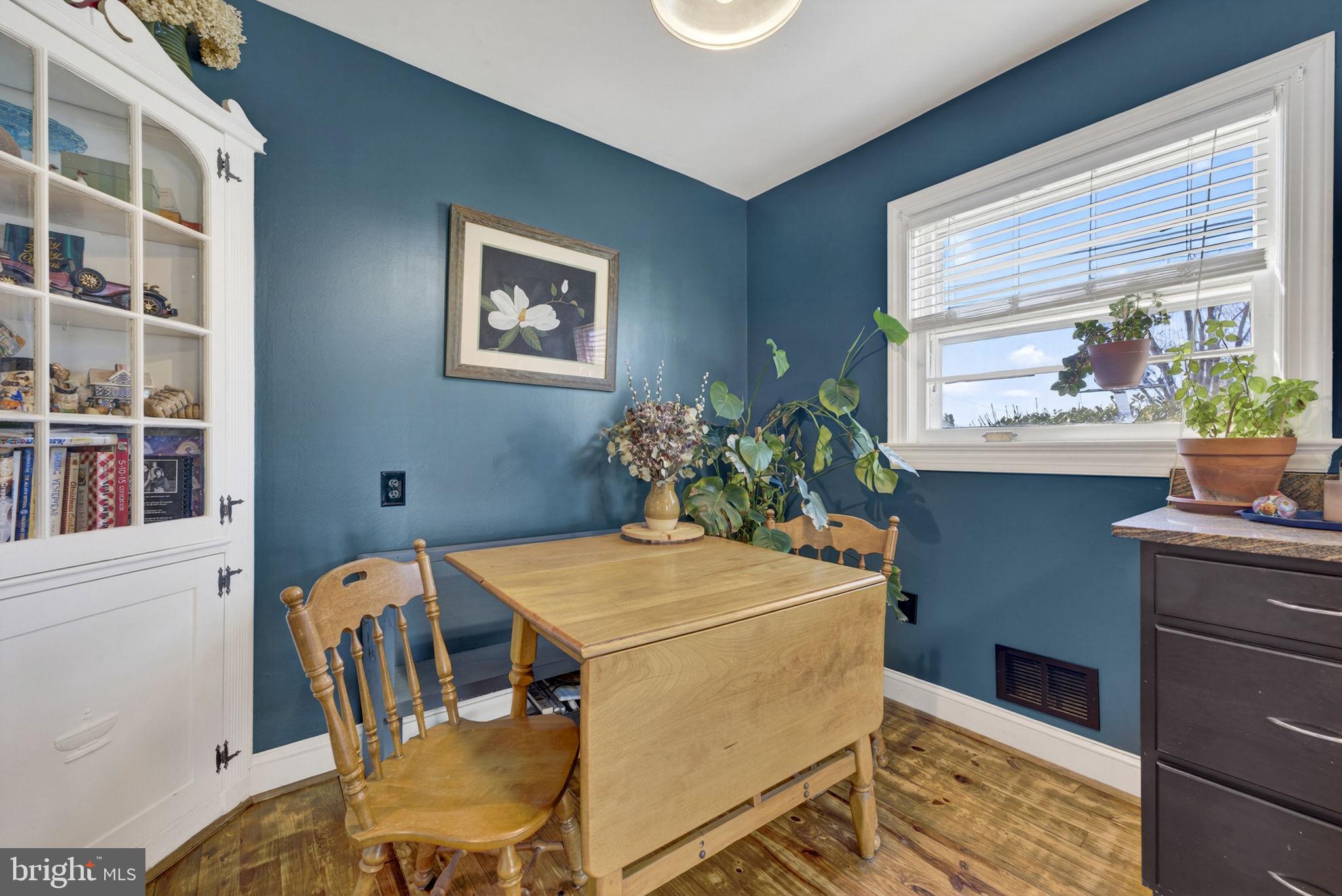 134 Garr Avenue Culpeper, VA 22701 - Photo 8 of 43 a dining room with furniture and window