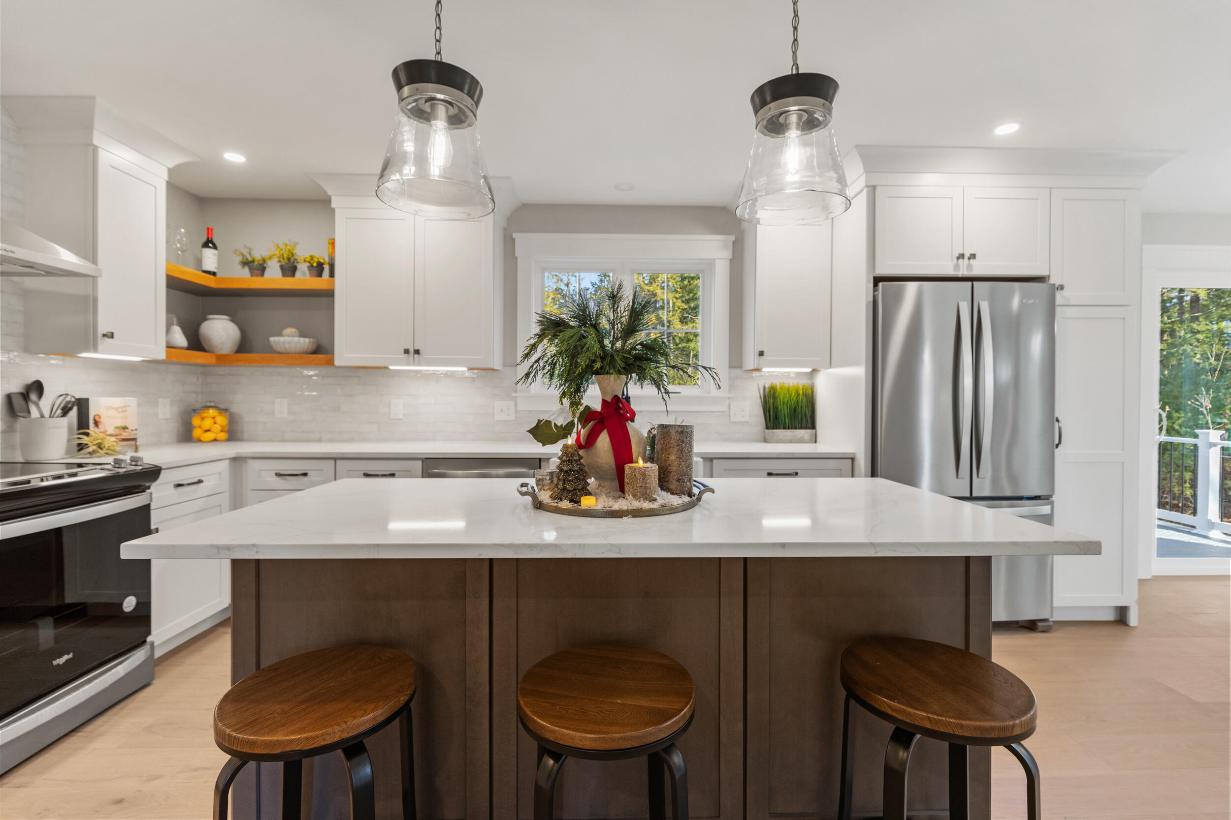 39 Whitney Road Cumberland, ME 04021 - Photo 7 of 54 39 whitney road cumberland_010