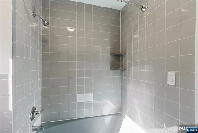 $3,500 | 428 Lawton Avenue, Cliffside Park, NJ 07010