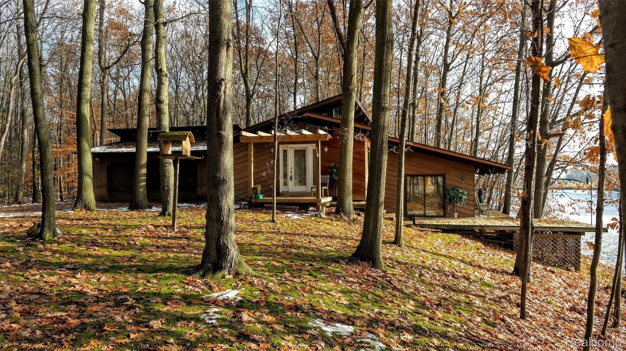 11479 Geddes Road Freeland, MI 48623 - Photo 38 of 38 SAM_6071.jpg