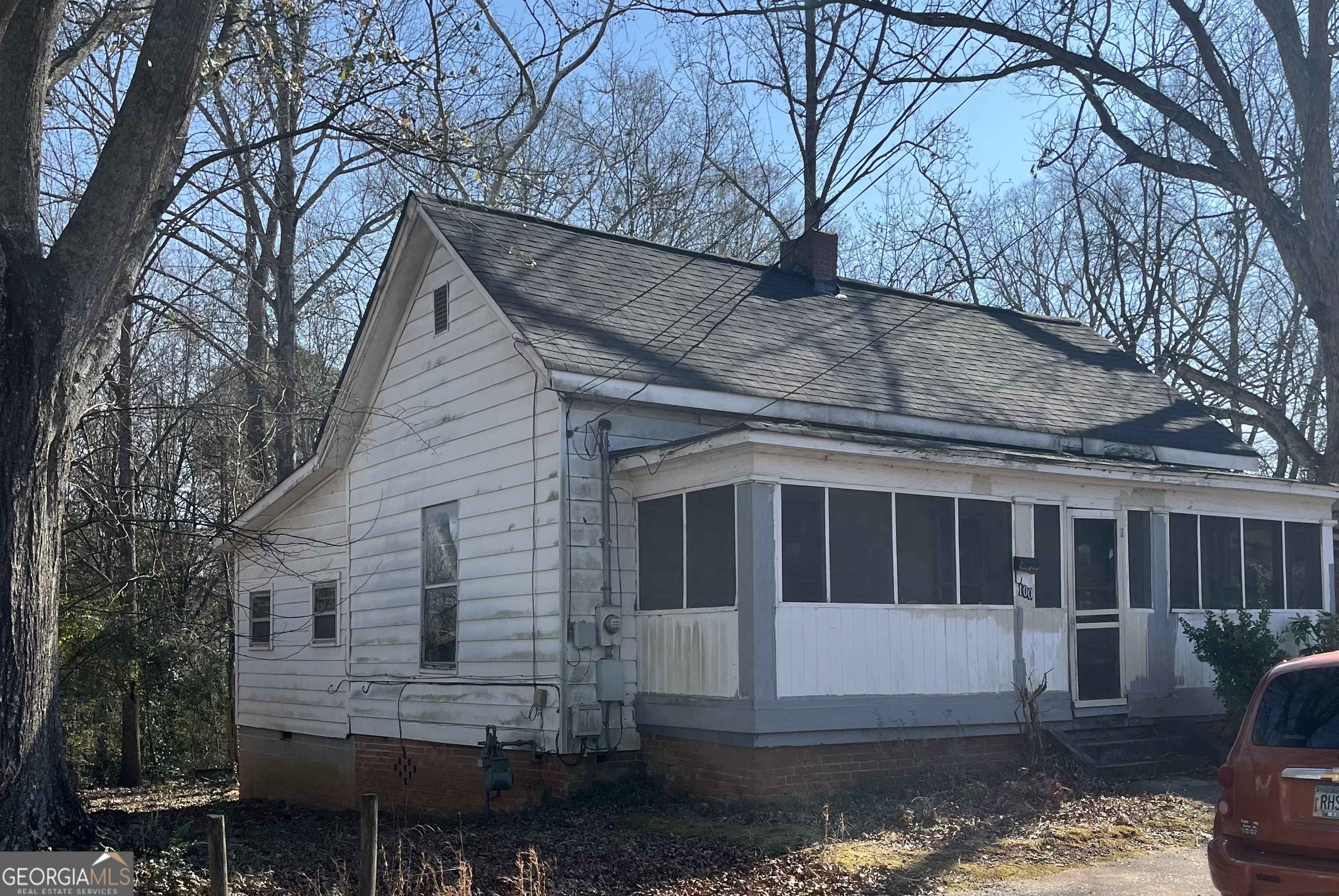 100 3rd Street Thomaston, GA 30286 - Photo 1 of 4 a view of a house with a yard