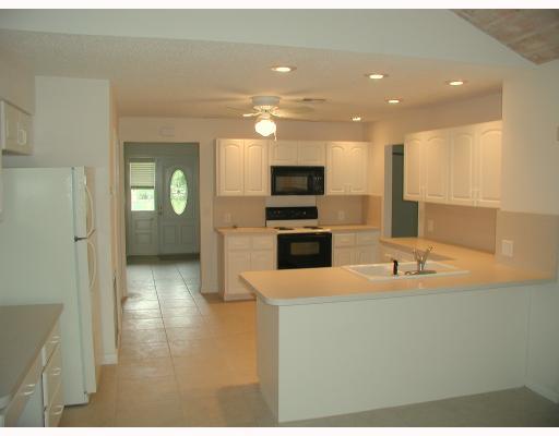 3375 Northwest 27th Terrace Boca Raton, FL 33434 - Photo 4 of 15 Additional Photo