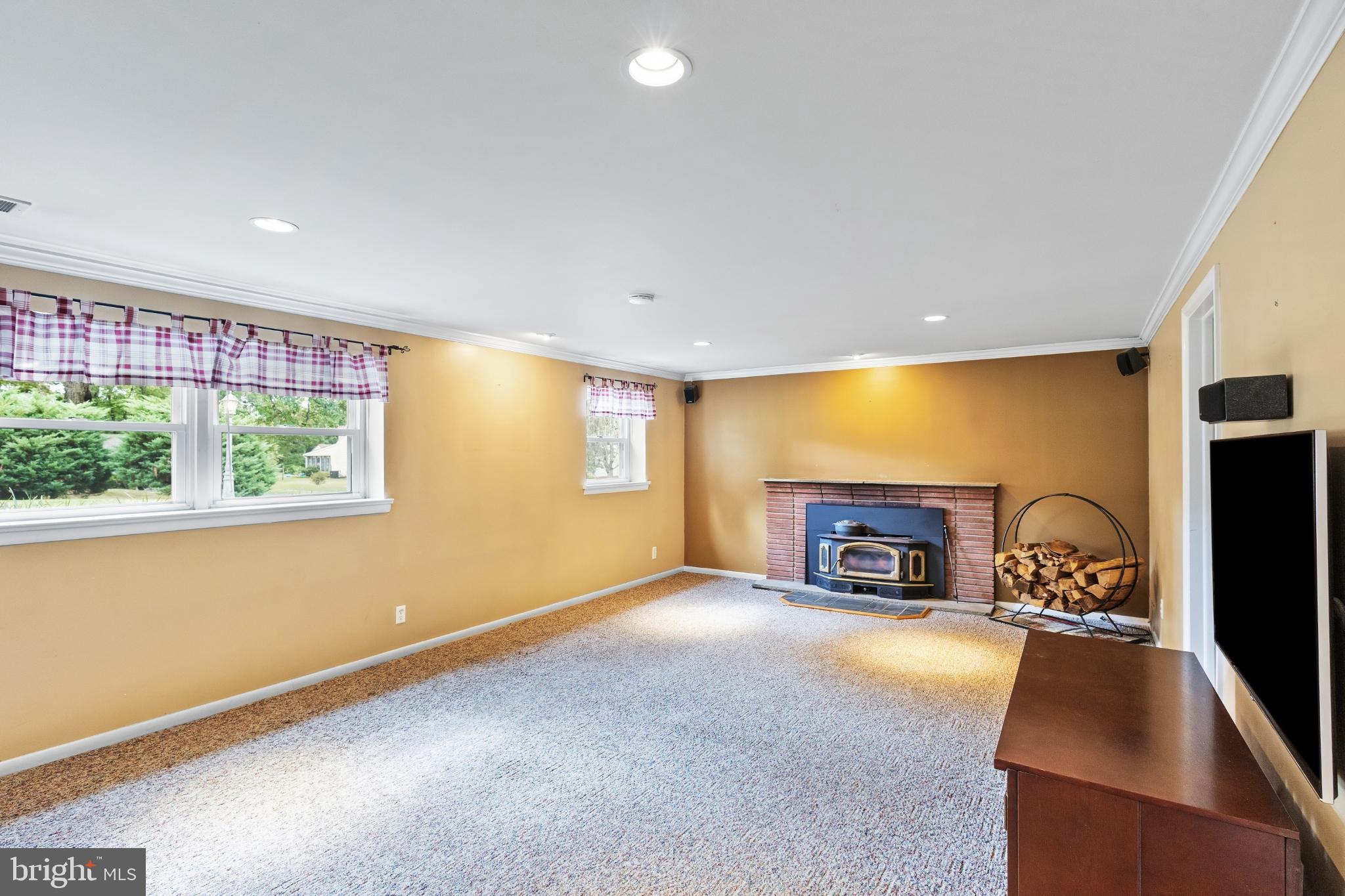 1380 Harris Road Dresher, PA 19025 - Photo 23 of 29 family room