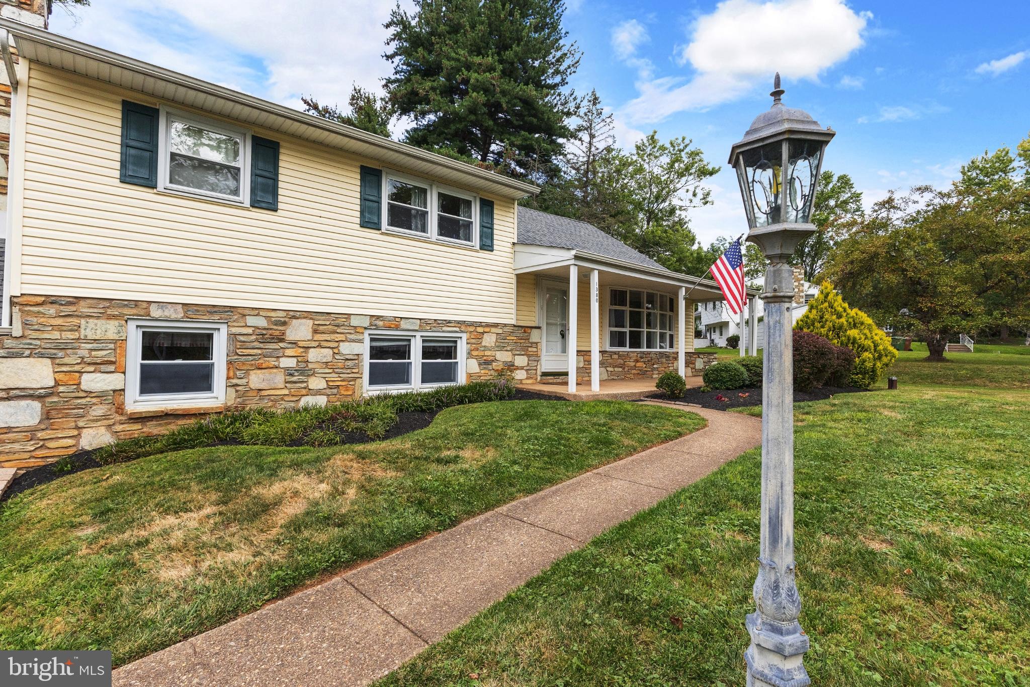 1380 Harris Road Dresher, PA 19025 - Photo 3 of 29 front