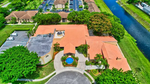 $2,400 | 23345 Carolwood Lane, Unit 205, Boca Raton, FL 33428