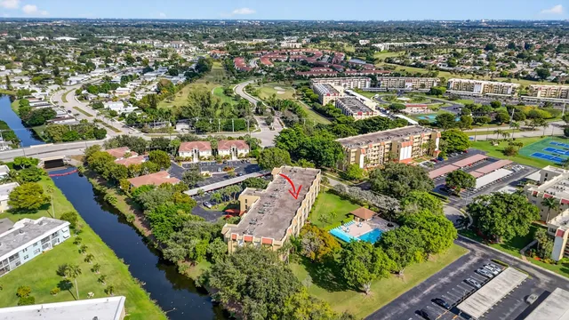 $2,400 | 23345 Carolwood Lane, Unit 205, Boca Raton, FL 33428