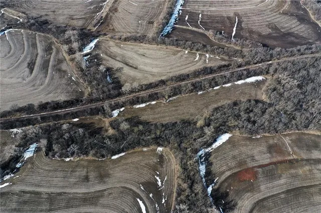 $1,250,000 | 0 Kingfisher Road, Hiawatha, KS 66434