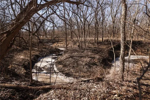 $1,250,000 | 0 Kingfisher Road, Hiawatha, KS 66434