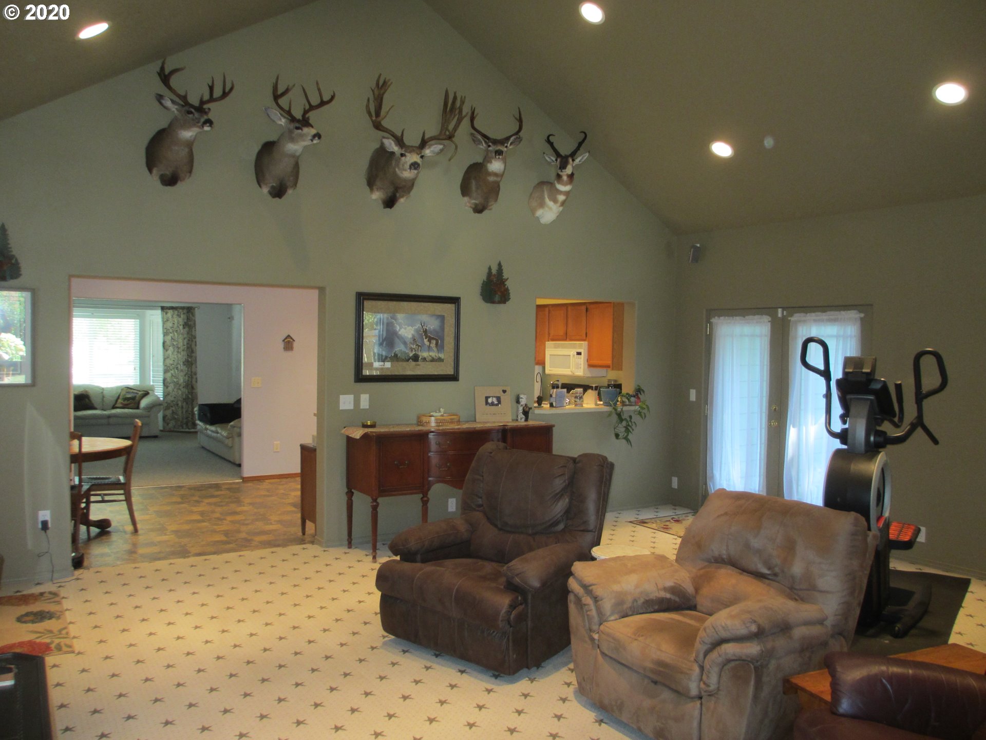 2152 Riviera Court Hubbard, OR 97032 - Photo 24 of 32 Gallery Image 24