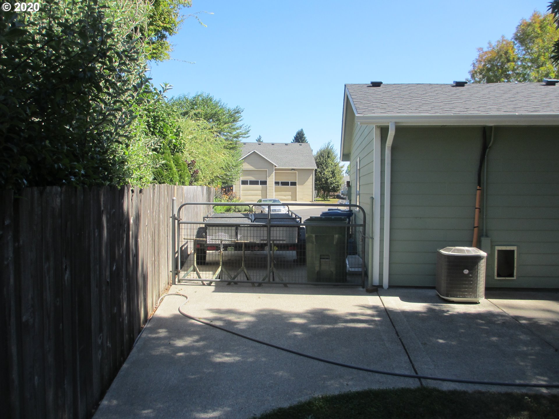 2152 Riviera Court Hubbard, OR 97032 - Photo 10 of 32 Gallery Image 10