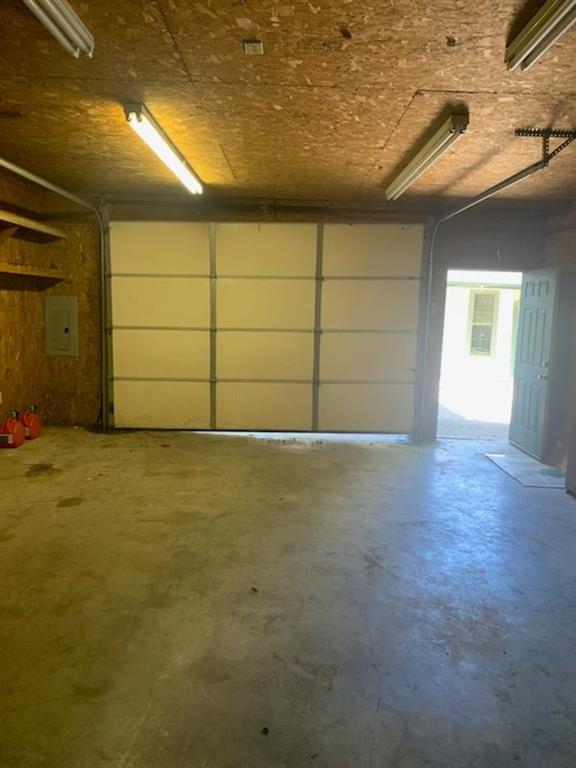 2275 Graham Street Paris, TX 75460 - Photo 19 of 21 Workshop featuring electric panel