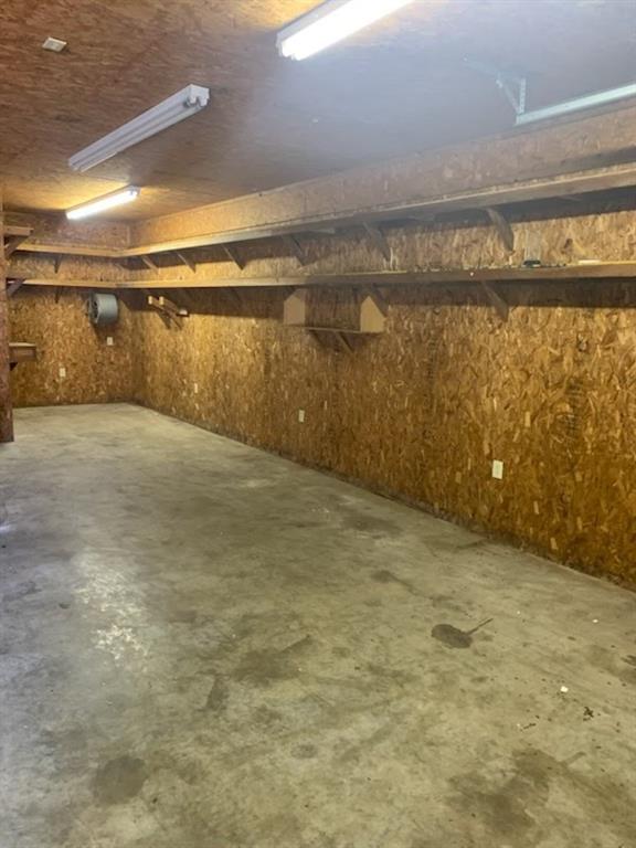 2275 Graham Street Paris, TX 75460 - Photo 20 of 21 View of workshop