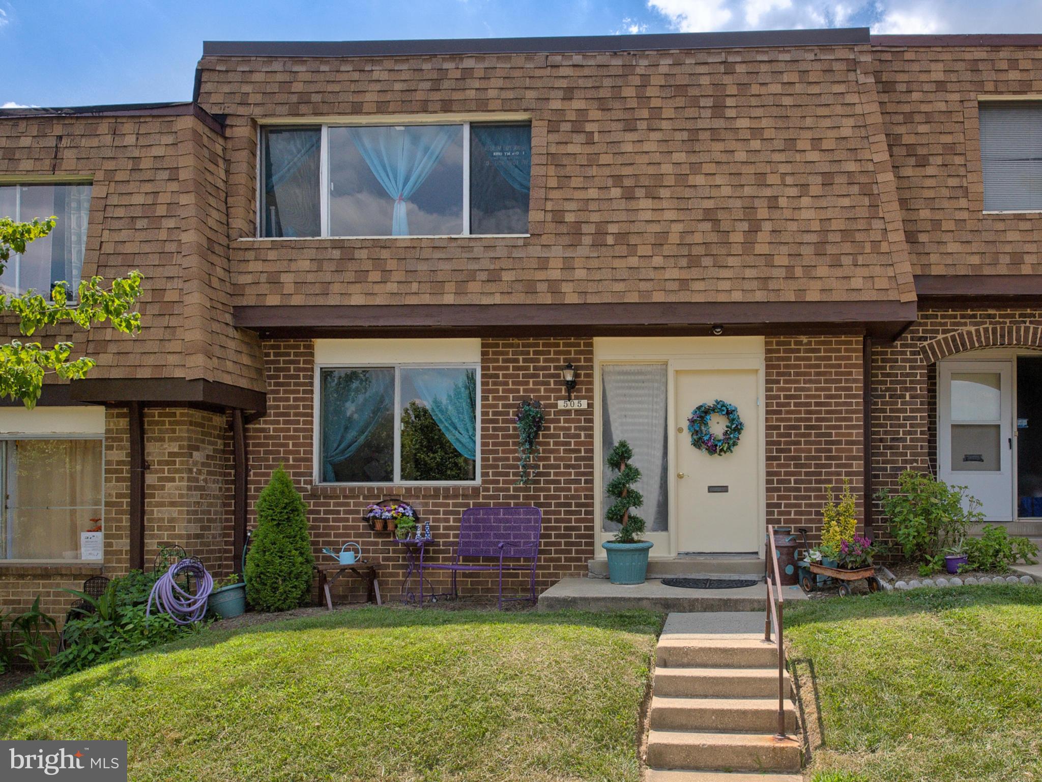 505 Summit Hall Road Gaithersburg, MD 20877 - Photo 1 of 30 Exterior (Front)