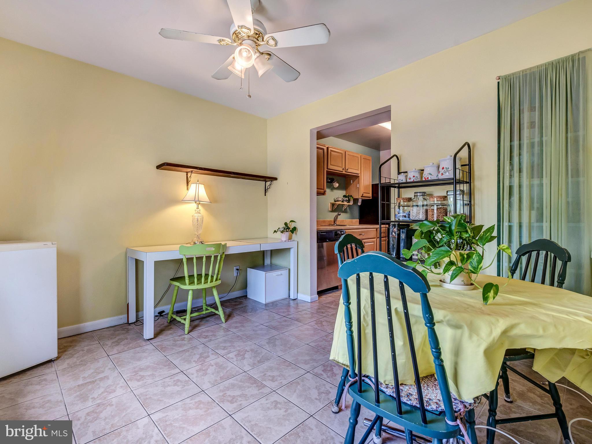 505 Summit Hall Road Gaithersburg, MD 20877 - Photo 2 of 30 Breakfast Room