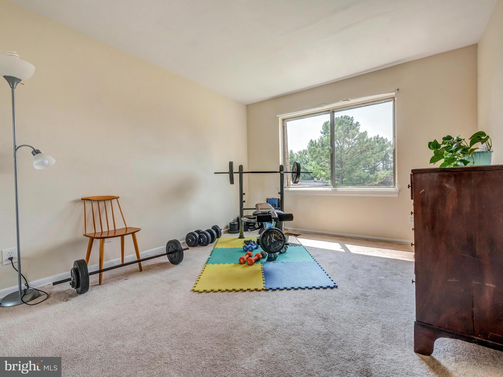 505 Summit Hall Road Gaithersburg, MD 20877 - Photo 20 of 30 3rd Bedroom