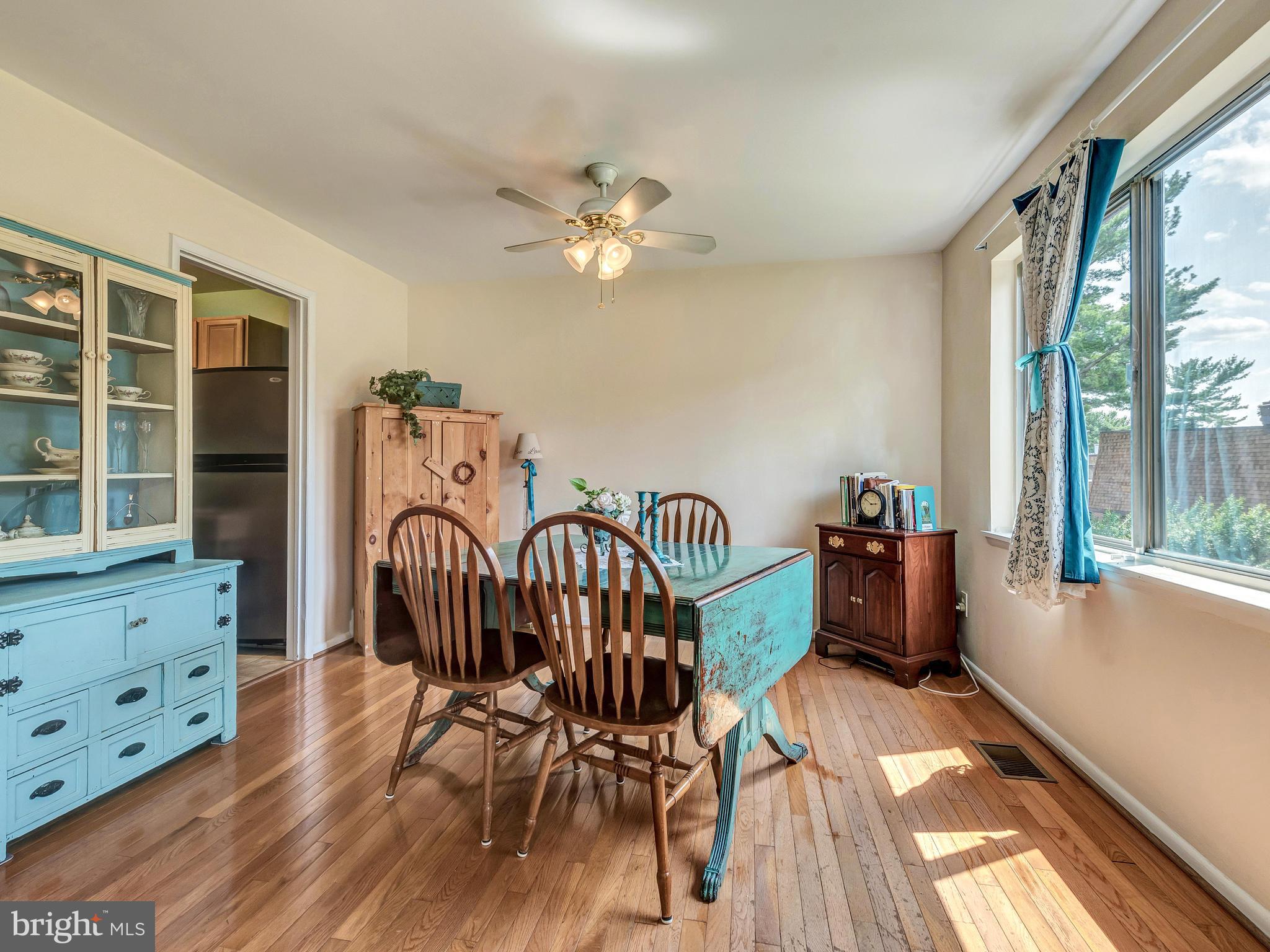 505 Summit Hall Road Gaithersburg, MD 20877 - Photo 6 of 30 Dining Room