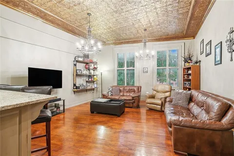 $329,000 | 330 Julia Street, Unit 208, New Orleans, LA 70130