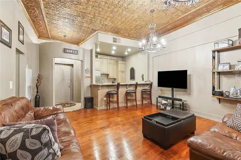 $329,000 | 330 Julia Street, Unit 208, New Orleans, LA 70130