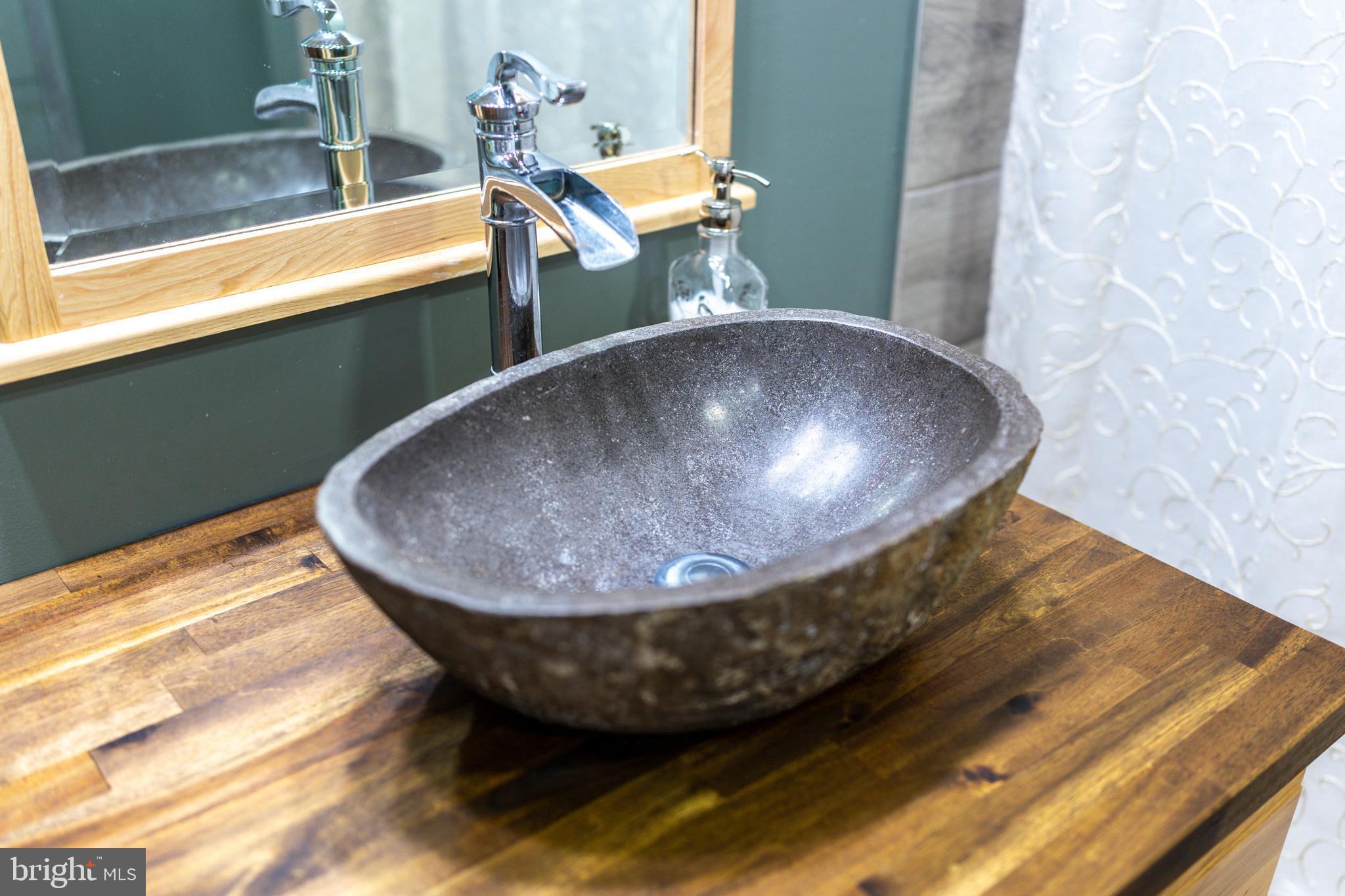 5911 Smith Creek Road New Market, VA 22844 - Photo 34 of 78 Custom vanity