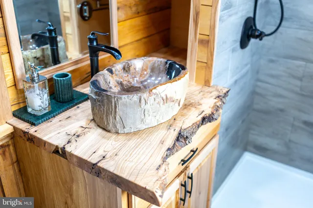 $542,000 | 5911 Smith Creek Road, New Market, VA 22844