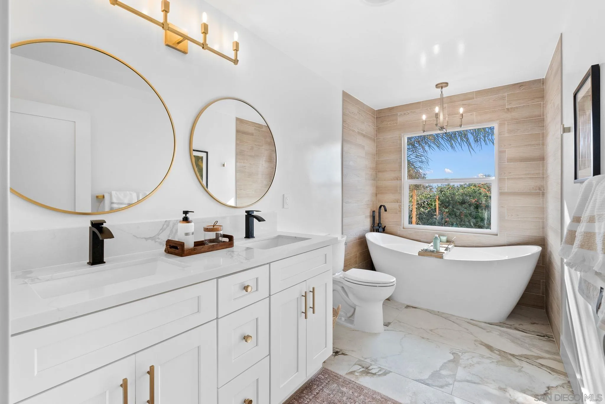 3168 Alta Verde Drive Fallbrook, CA 92028 - Photo 38 of 67 a bathroom with a toilet sink and mirror