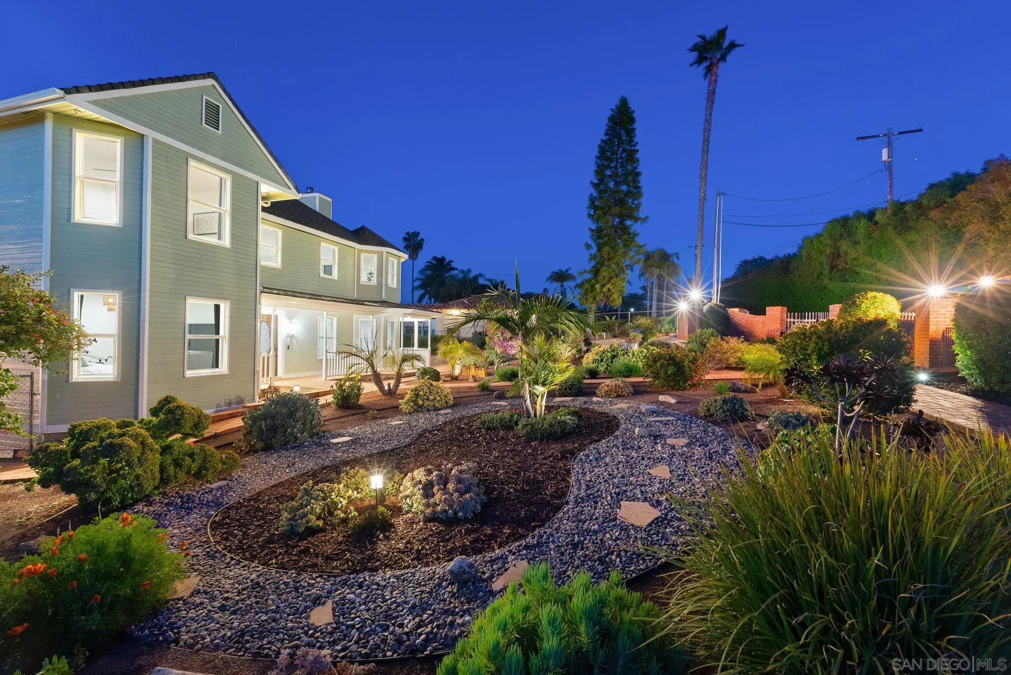 3168 Alta Verde Drive Fallbrook, CA 92028 - Photo 62 of 67 a view of a yard in front of house