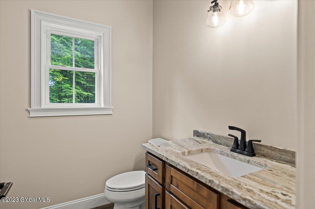 450 Selfridge Road Moreau, NY 12831 - Photo 19 of 35 22-FJD_4555