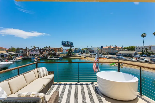 $11,500 | 16857 Bayview Drive, Unit A, Sunset Beach, CA 90742