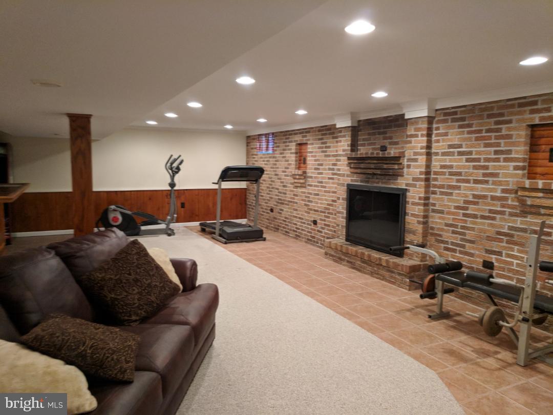 750 Orchid Road Warminster, PA 18974 - Photo 22 of 40 Gallery Image 22