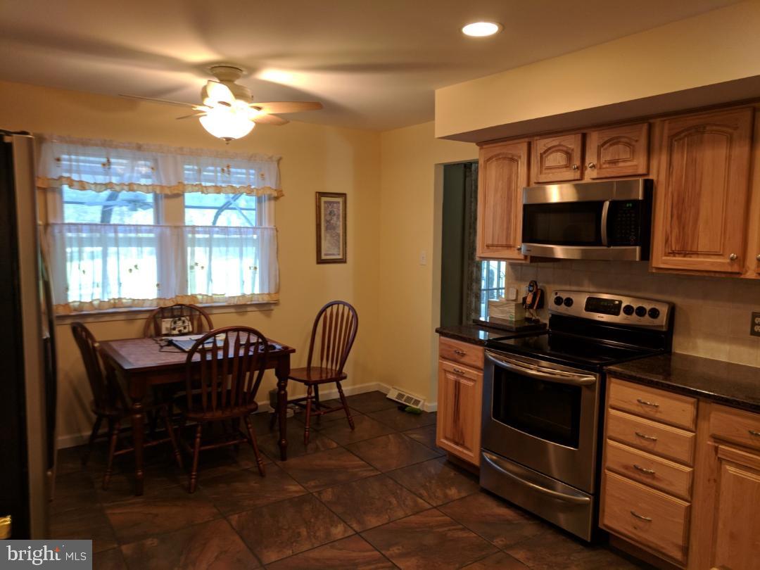 750 Orchid Road Warminster, PA 18974 - Photo 28 of 40 Gallery Image 28