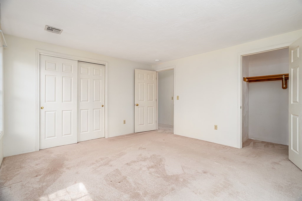 303 Ridgefield Circle, Unit A Clinton, MA 01510 - Photo 16 of 33
