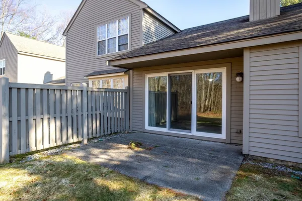 $375,000 | 303 Ridgefield Circle, Unit A, Clinton, MA 01510