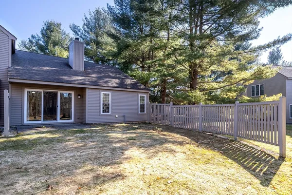 $375,000 | 303 Ridgefield Circle, Unit A, Clinton, MA 01510