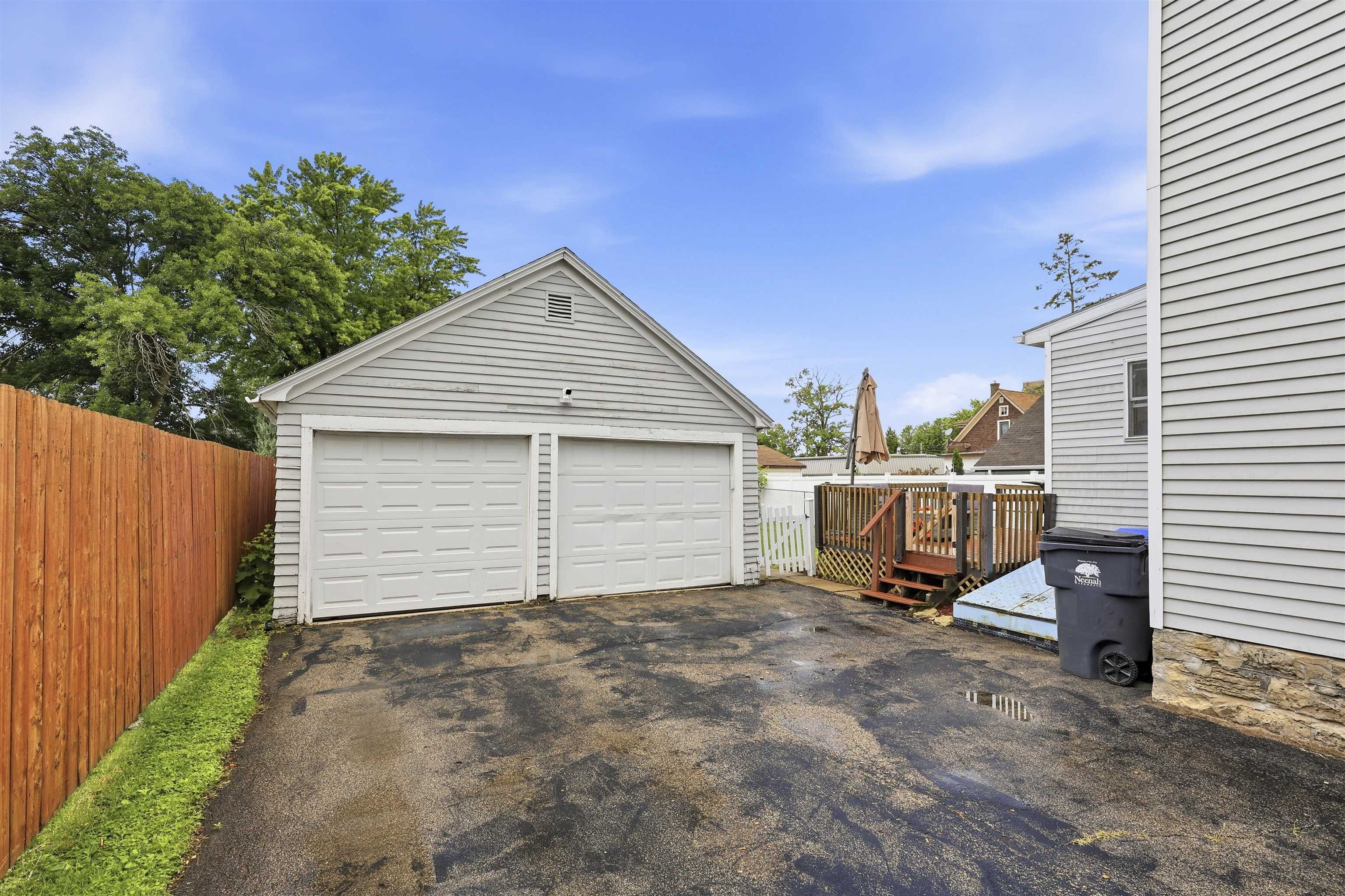424 3rd Street Neenah, WI 54956 - Photo 35 of 36