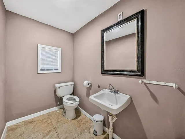 $1,200 | 227 South Highland Avenue, Apopka, FL 32703