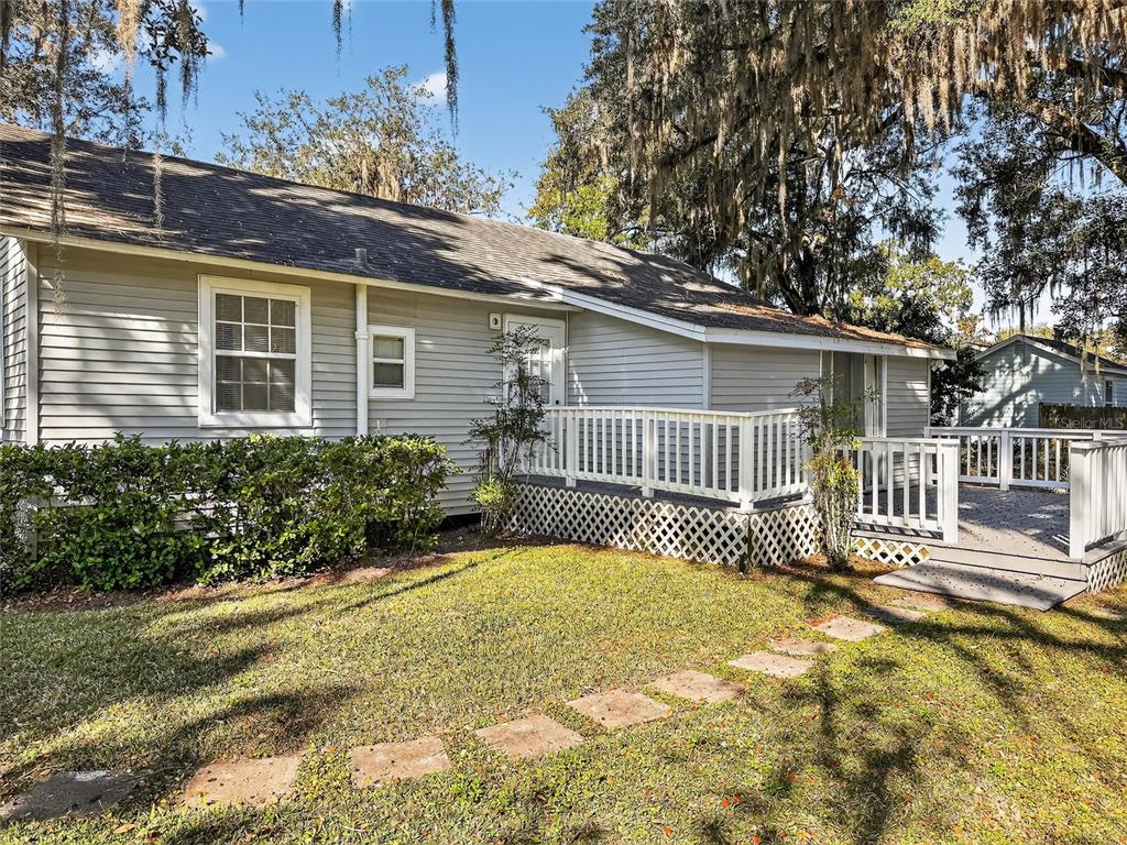 227 South Highland Avenue Apopka, FL 32703 - Photo 6 of 18