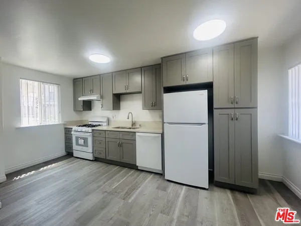 $3,300 | 740 North Hill Place, Unit 1, Los Angeles, CA 90012