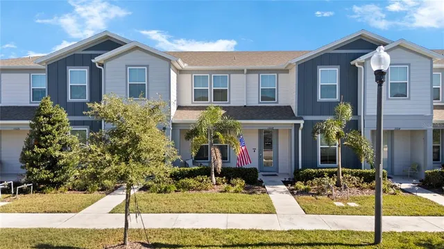 a front view of house with yard