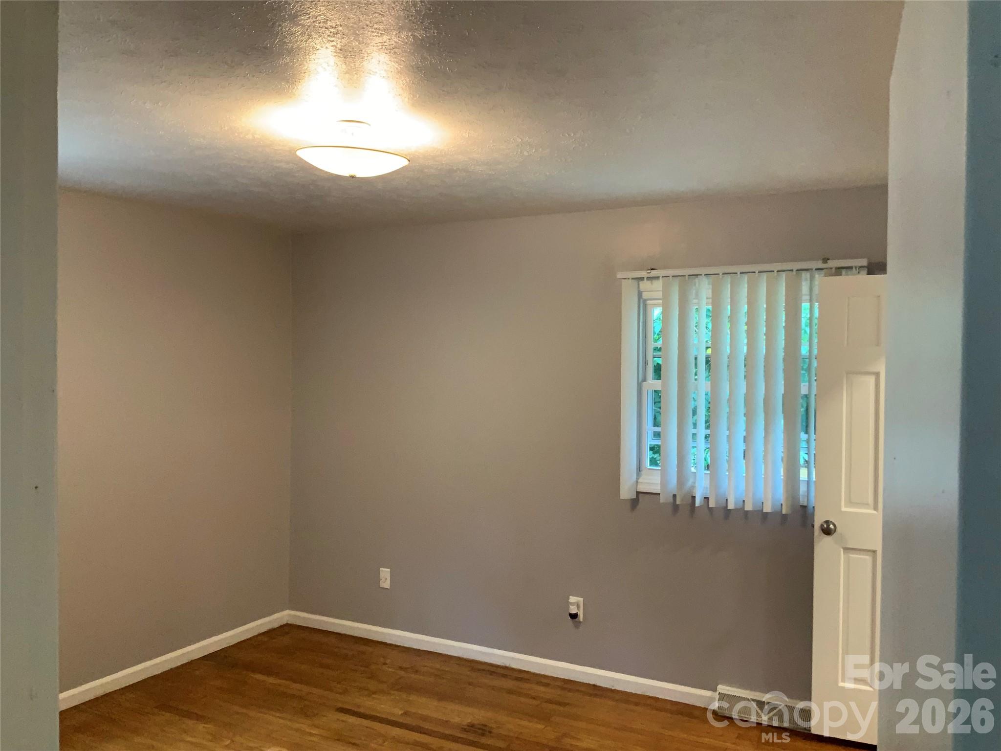 44 Rathfarnham Road Asheville, NC 28803 - Photo 23 of 38