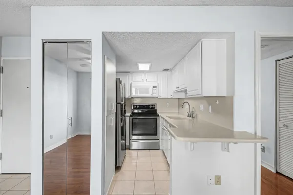$170,000 | 101 Old Ferry Road, Unit 10B, Shalimar, FL 32579