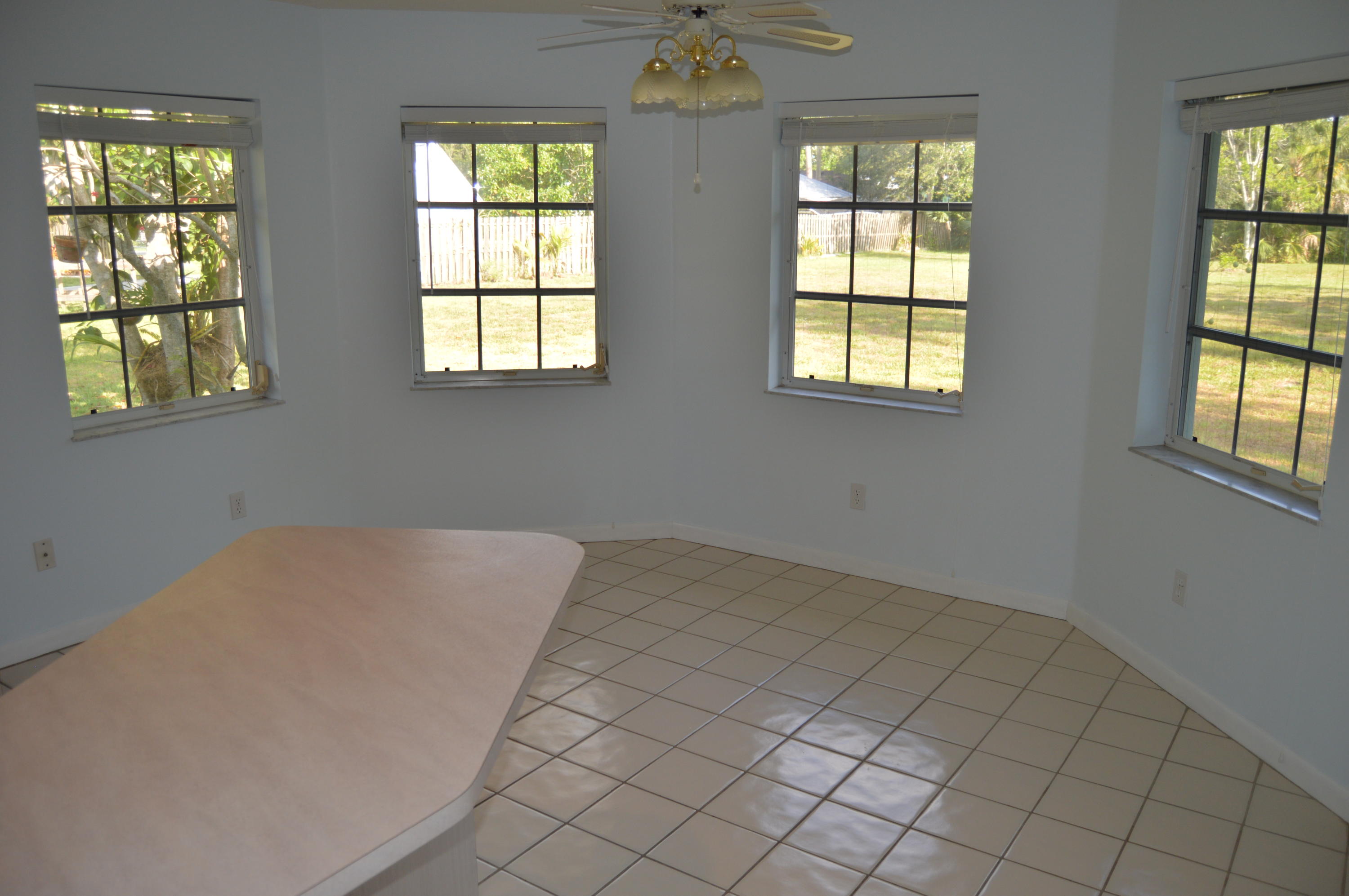 603 Southwest Fuge Road Stuart, FL 34997 - Photo 8 of 22 603 fuge kitchen eatin
