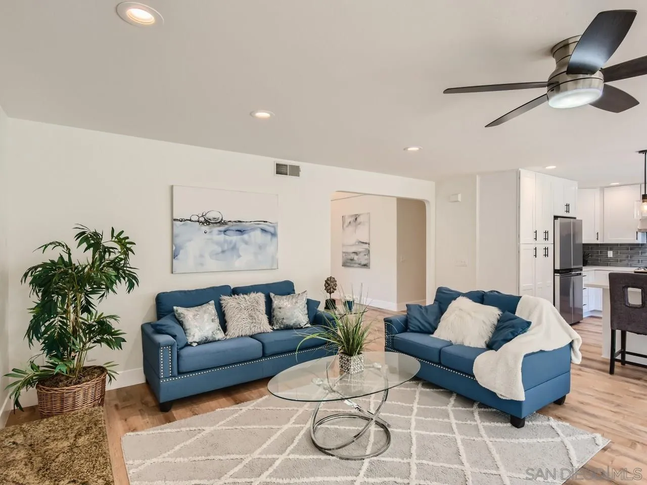 11196 Capilla Road San Diego, CA 92127 - Photo 15 of 28 Gallery Image 15