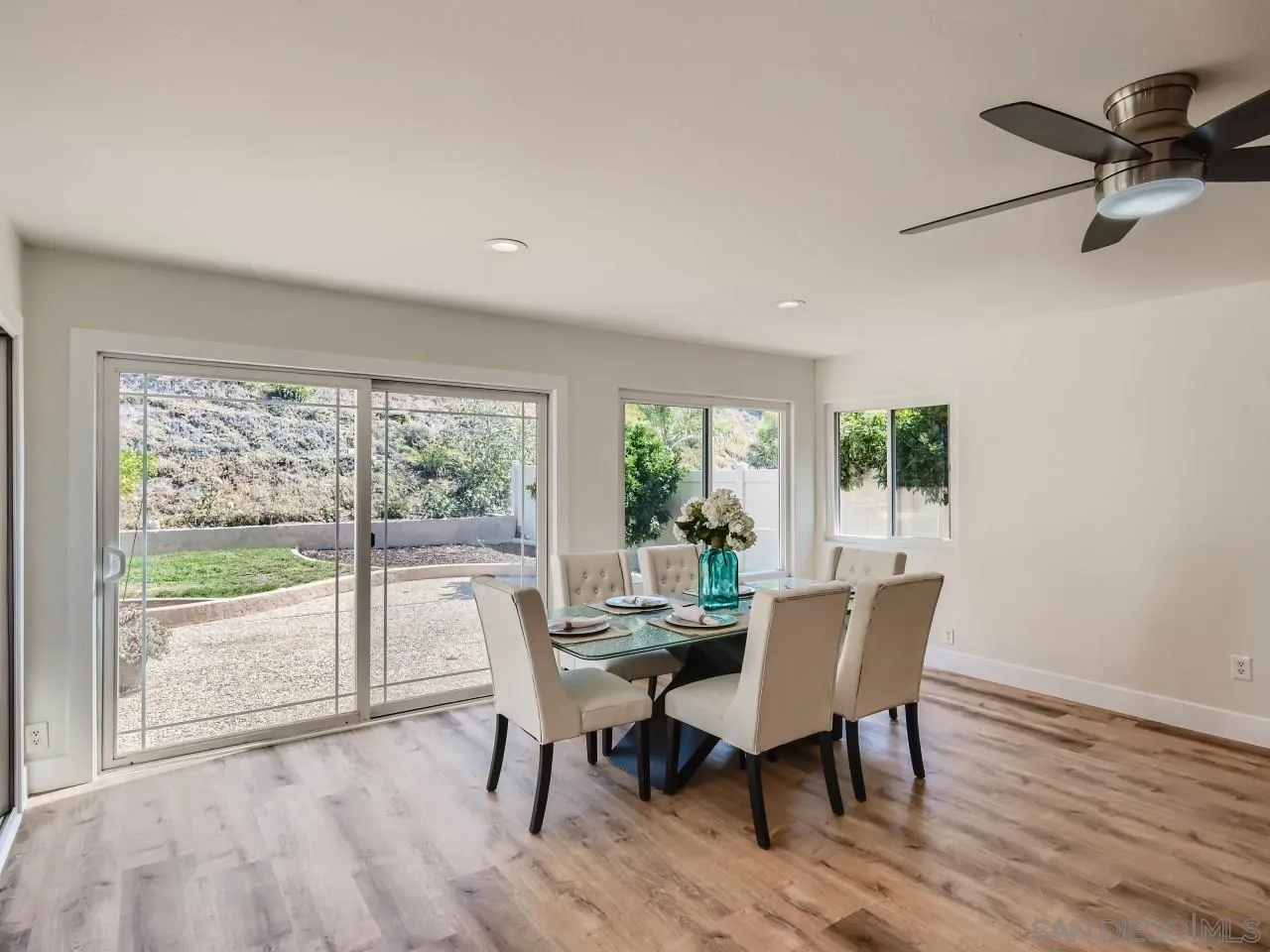11196 Capilla Road San Diego, CA 92127 - Photo 8 of 28 Gallery Image 8