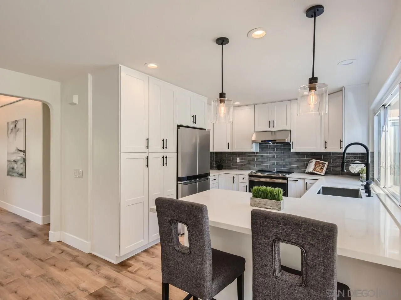 11196 Capilla Road San Diego, CA 92127 - Photo 10 of 28 Gallery Image 10