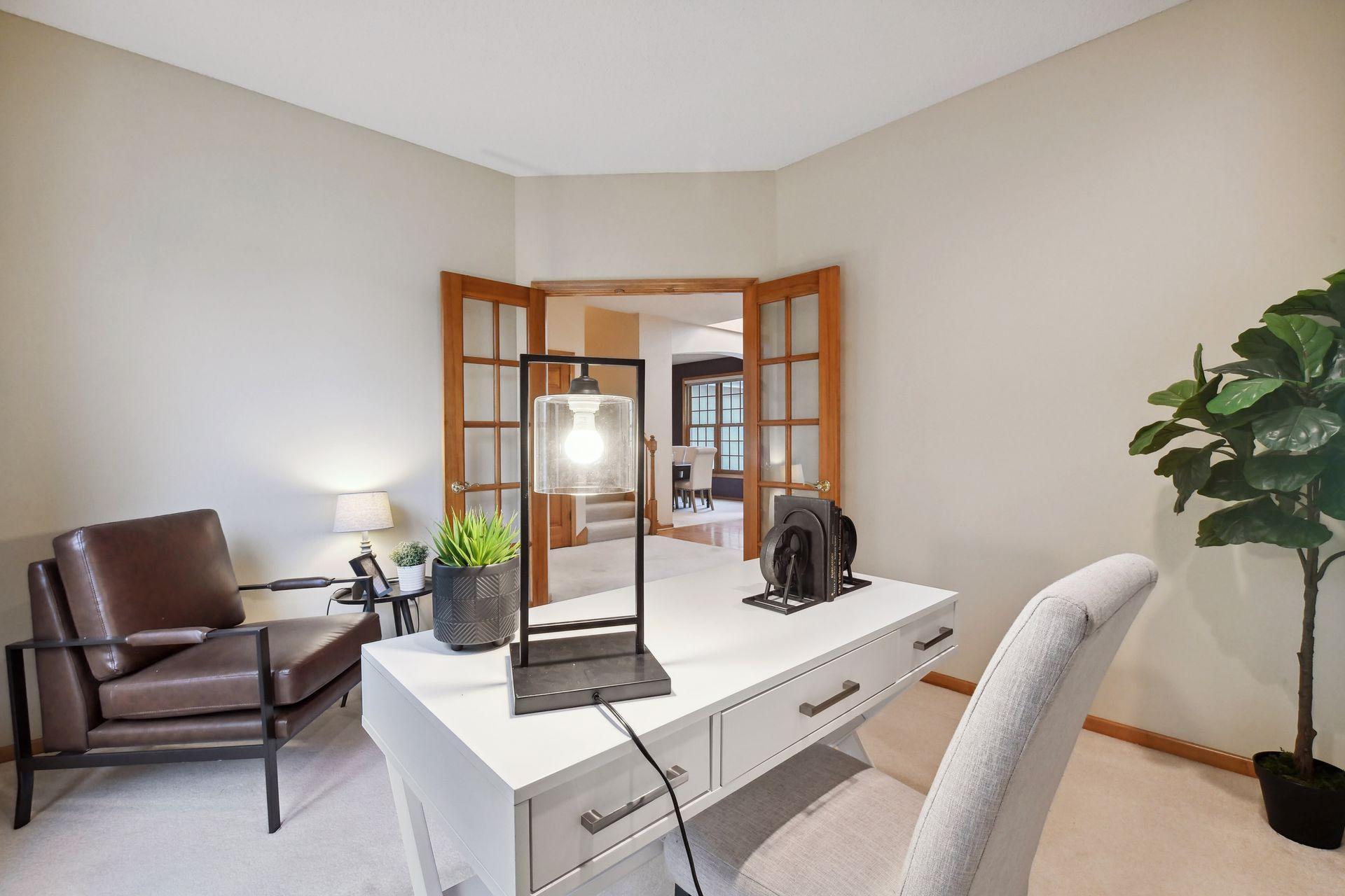 4125 Lakeridge Road Chanhassen, MN 55331 - Photo 17 of 28 Gallery Image 17