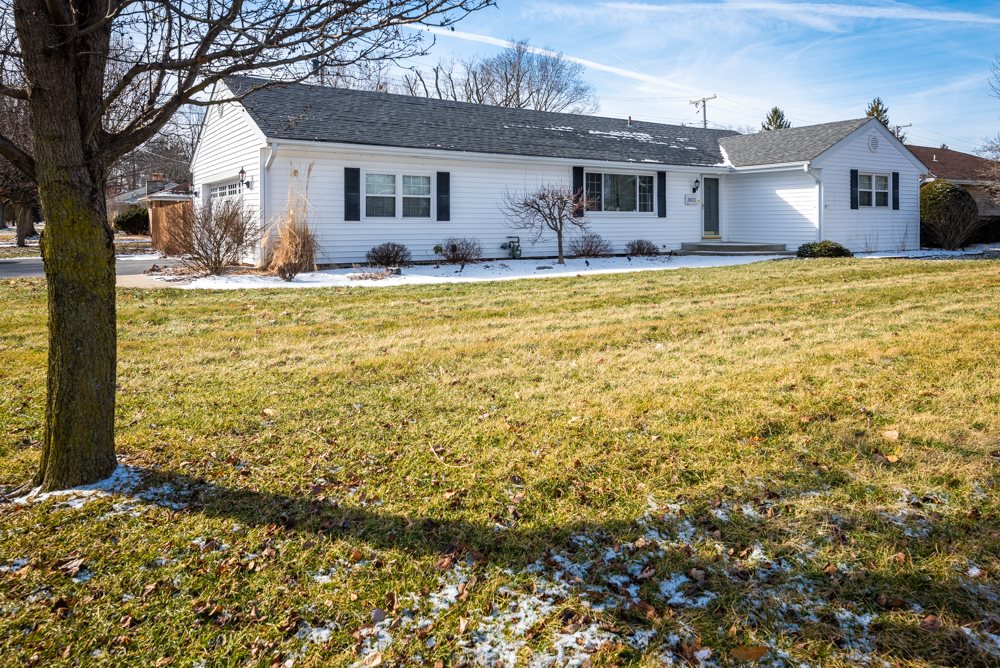 3801 West Riverside Avenue Muncie, IN 47304 - Photo 1 of 23