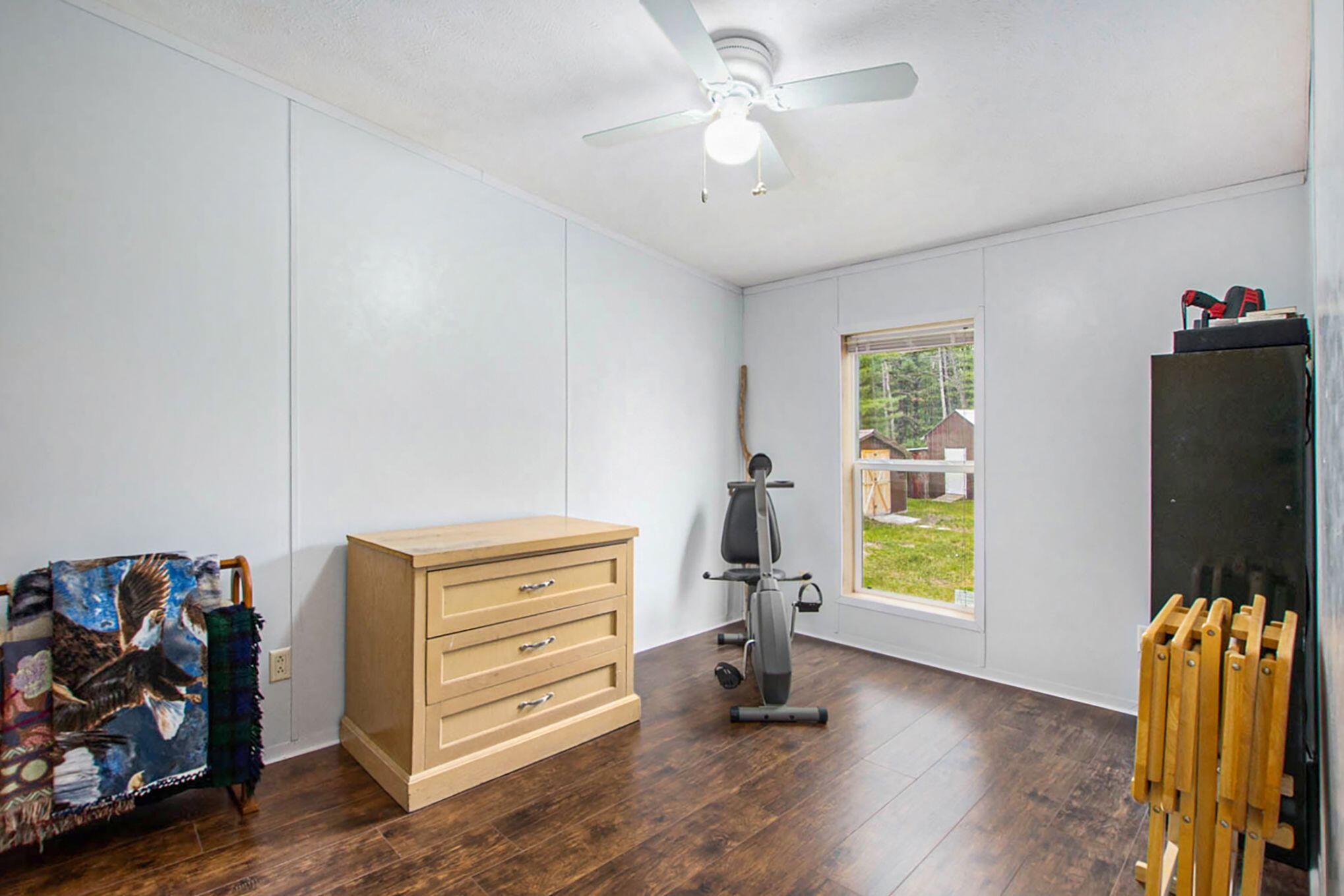 1718 Marzinski Road Manistee, MI 49660 - Photo 15 of 27 3rd Bedroom