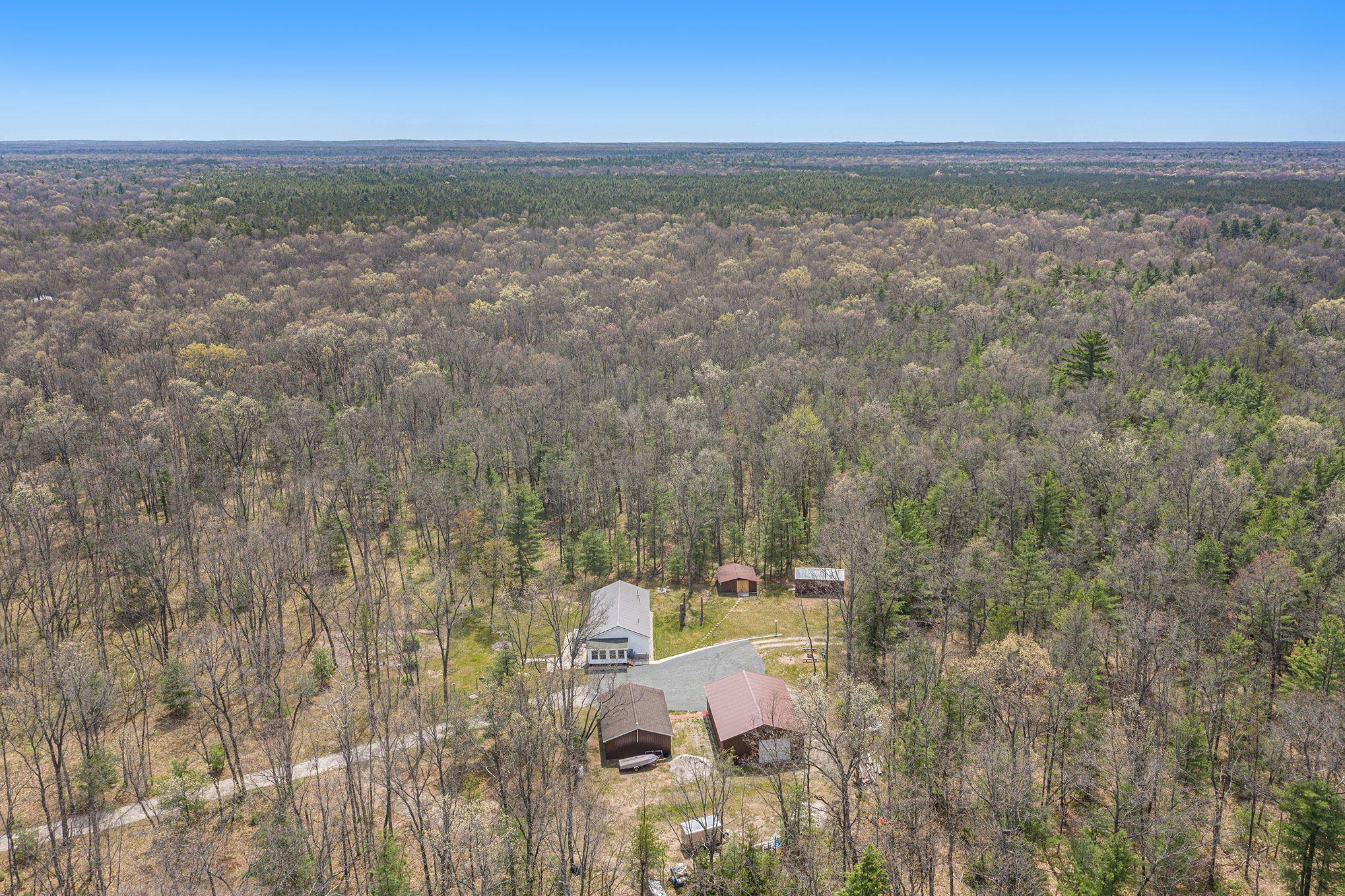 1718 Marzinski Road Manistee, MI 49660 - Photo 26 of 27 Z3Utc10Q