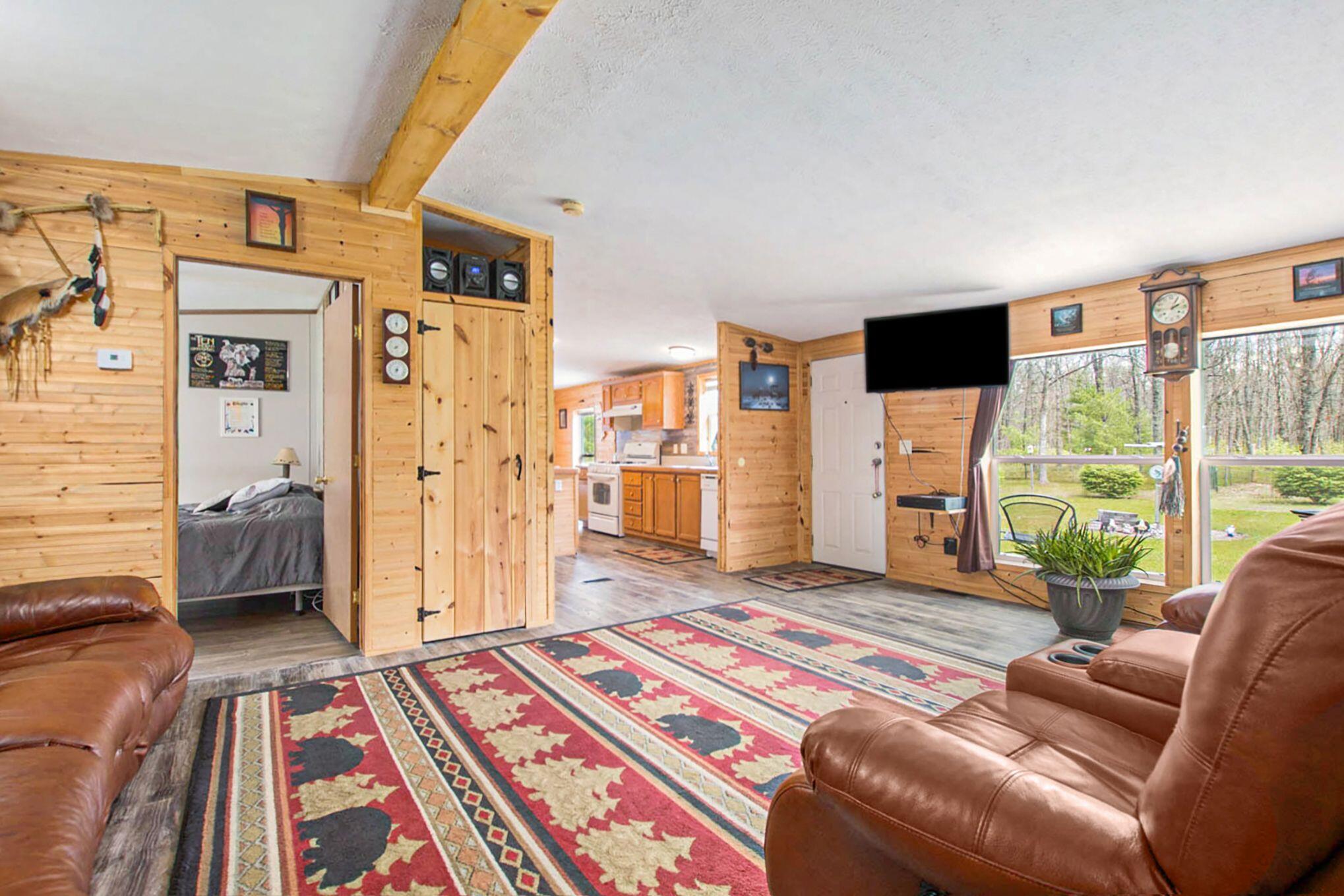1718 Marzinski Road Manistee, MI 49660 - Photo 7 of 27 USuir26w